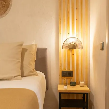 Apartament Beautifully Decorated Near The