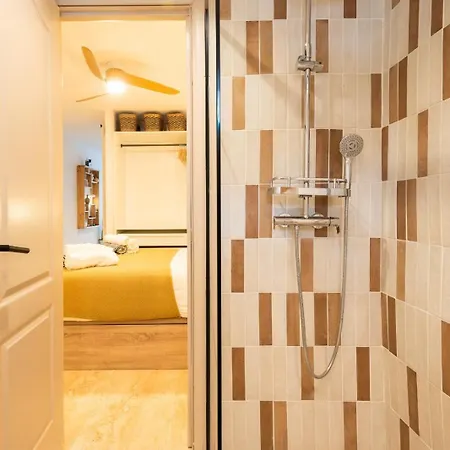 Beautifully Decorated Near The Apartament Estepona