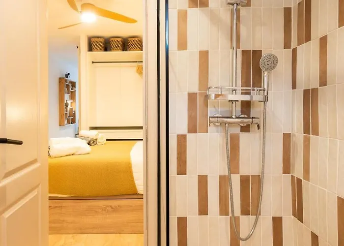 Beautifully Decorated Near The Apartment Estepona