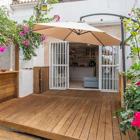 Appartement Beautifully Decorated Near The