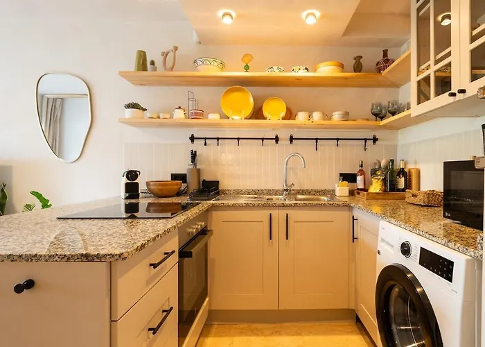 Beautifully Decorated Near The Estepona