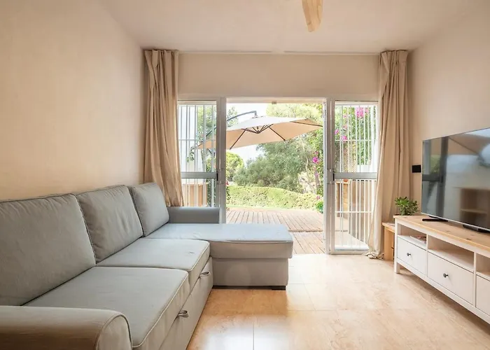 Beautifully Decorated Near The * Estepona