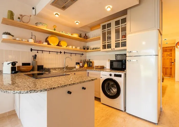 Appartement Beautifully Decorated Near The *