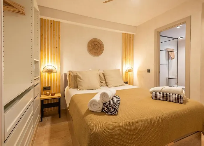 Beautifully Decorated Near The Appartement