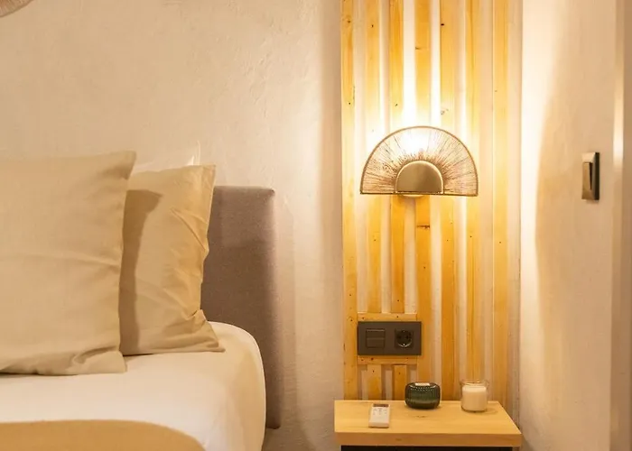 Appartement Beautifully Decorated Near The