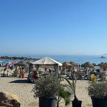 Apartment Beautifully Decorated Near The Estepona
